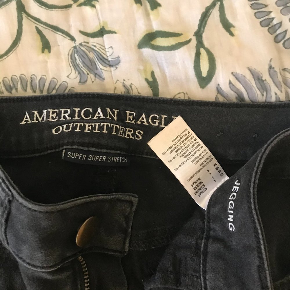 Super Skinny American Eagle Jeans